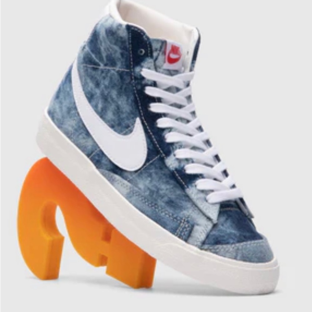Nike Blazer Mid '77 sneakers NWOT